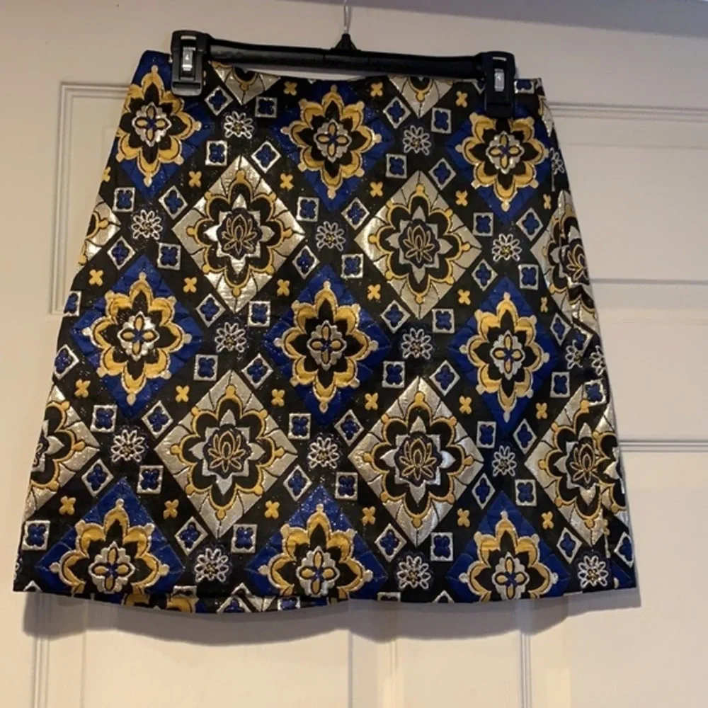 NWT Ann Taylor Loft Skirt 💛